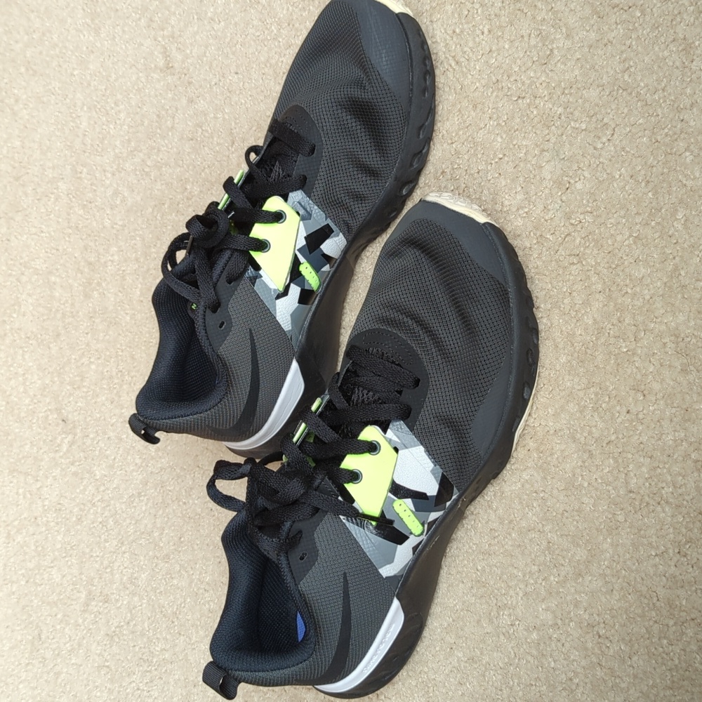 Nike trainer shoes sz 11 US